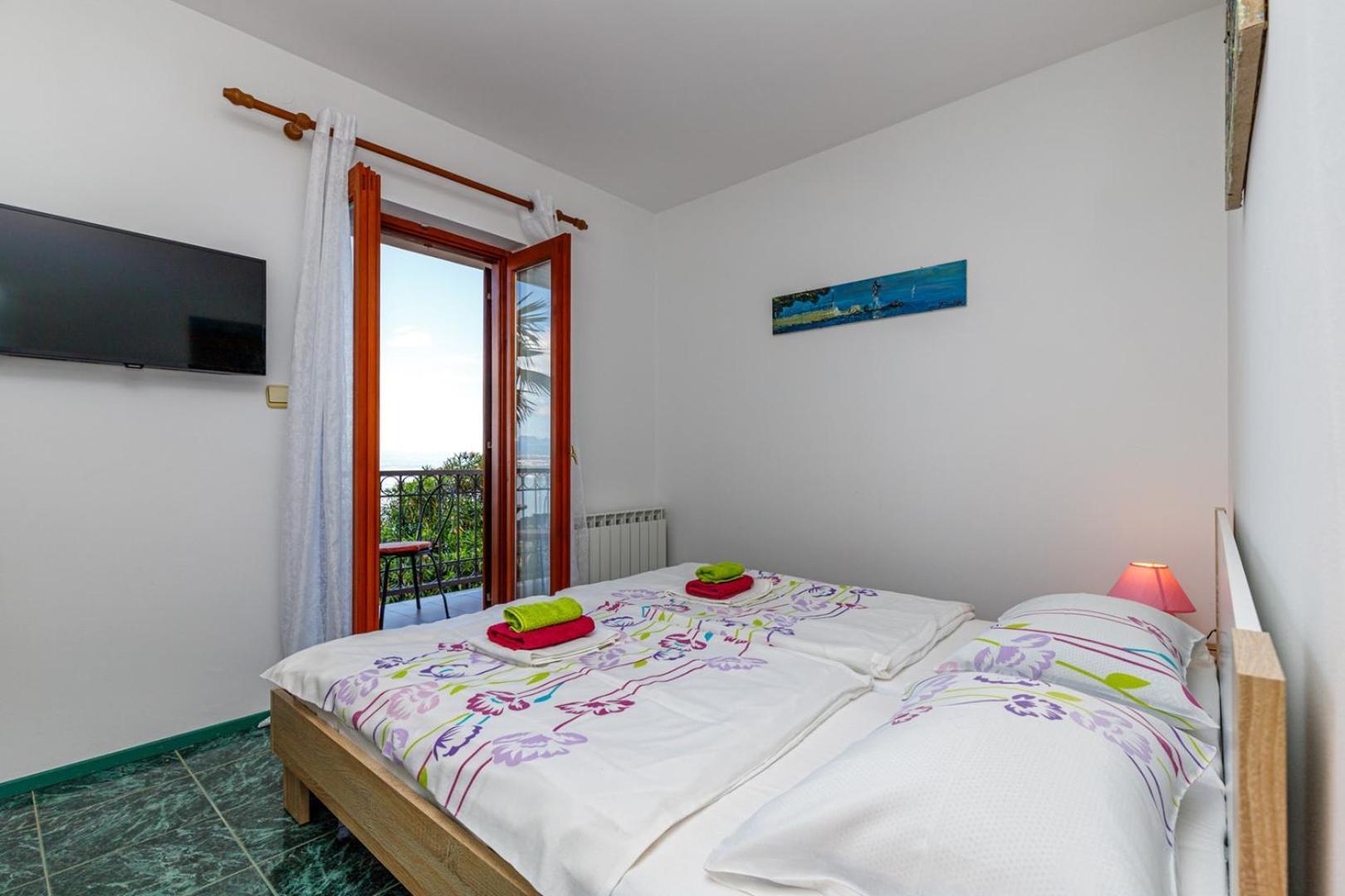 Apartments Jasminka Lovran Rum bild