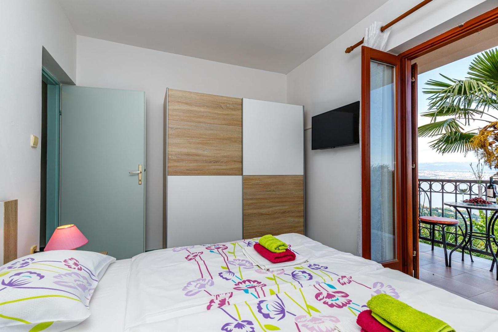 Apartments Jasminka Lovran Rum bild